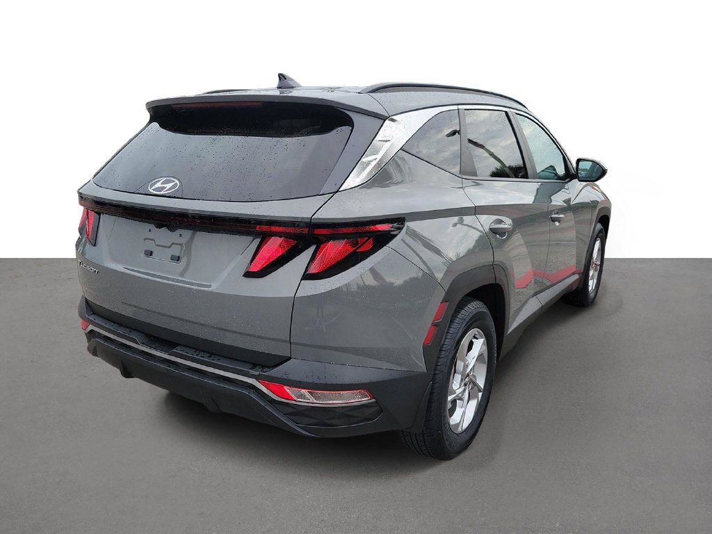 Used 2024 Hyundai Tucson SEL FWD image 3