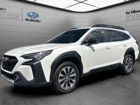 Used 2024 Subaru Outback Limited AWD/4WD image 10