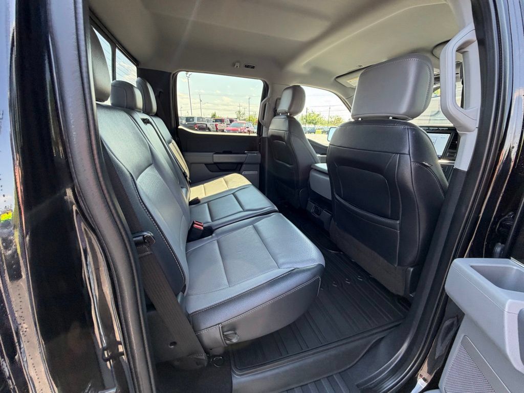 Used 2021 Ford F150 Lariat w/ FX4 Off-Road Package AWD/4WD image 25