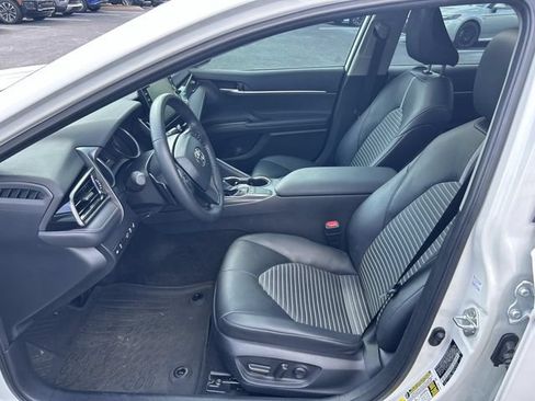 Used 2024 Toyota Camry SE w/ Cold Weather Package FWD image 20