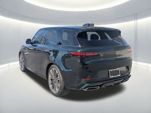 Used 2025 Land Rover Range Rover Sport Dynamic SE image 8
