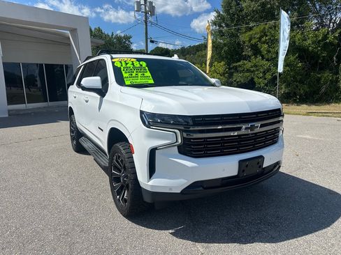 Used 2021 Chevrolet Tahoe RST w/ Luxury Package AWD/4WD image 7