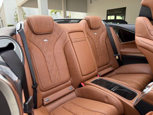 Used 2017 Mercedes-Benz S 550 Cabriolet image 31