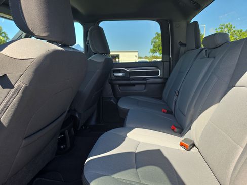 Used 2024 RAM 2500 Big Horn image 14