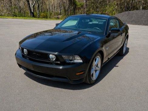 Used 2010 Ford Mustang GT Premium RWD image 11