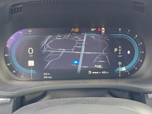 Used 2025 Volvo XC60 B5 Plus image 13