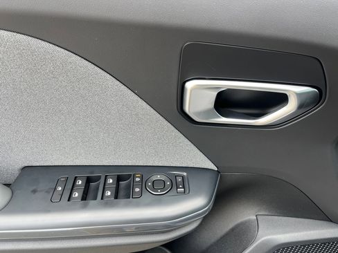 New 2025 Kia K4 EX image 15