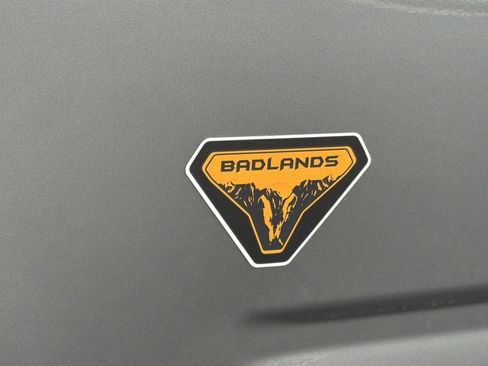 Certified 2024 Ford Bronco Sport Badlands w/ Premium Package AWD/4WD image 32