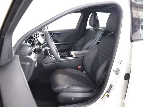 Certified 2025 Mercedes-Benz C 300 4MATIC Sedan image 25