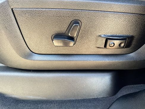 Used 2026 RAM 2500 Big Horn AWD/4WD image 12