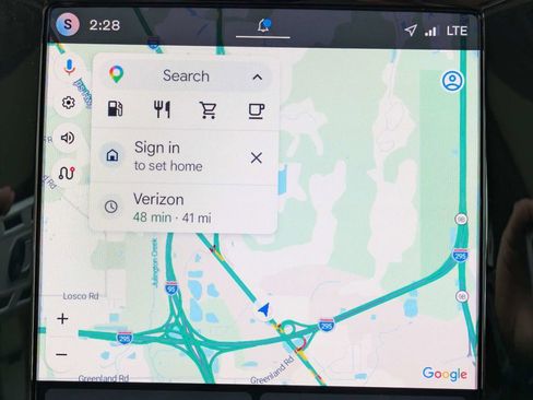 Used 2026 Volvo V60 B5 Cross Country Plus w/ Protection Package Premier image 28