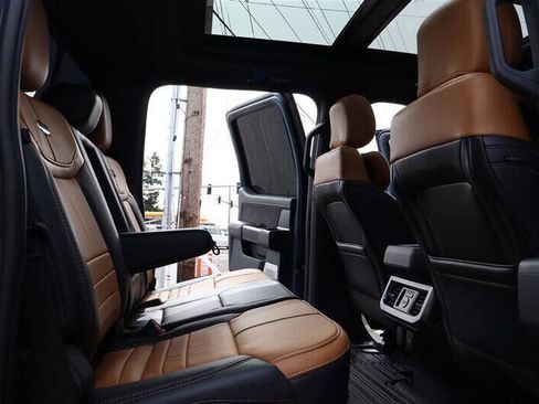 Used 2023 Ford F350 Platinum image 30