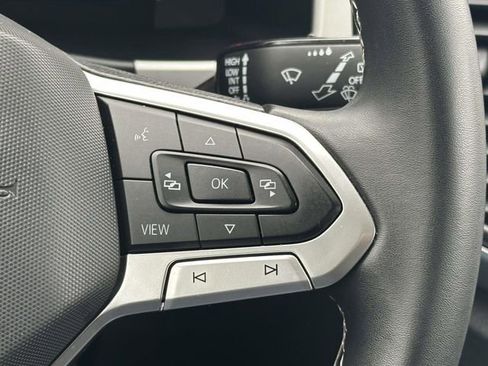 Used 2022 Volkswagen Atlas SE image 25