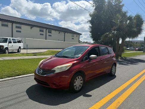 Used 2015 Nissan Versa Note SV FWD image 3