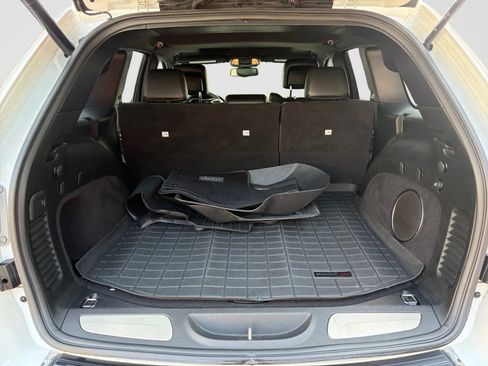 Used 2014 Jeep Grand Cherokee Limited AWD/4WD image 16