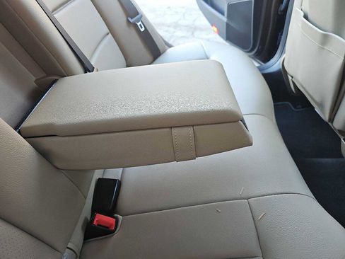 Used 2013 Mercedes-Benz E 350 E 350 Sport 4MATIC AWD 4dr Sed image 33