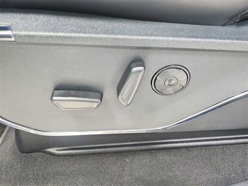 Used 2025 Ford F250 Platinum image 20