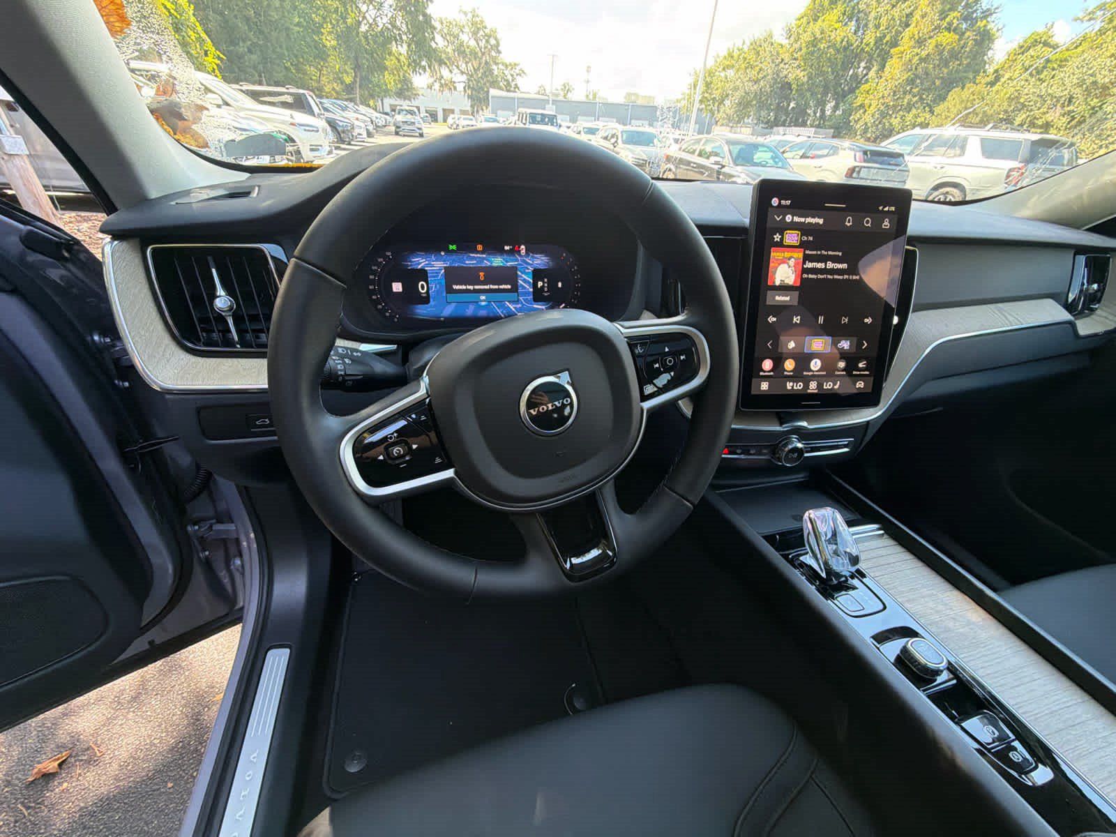 Used 2026 Volvo XC60 B5 Plus AWD/4WD image 27