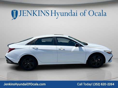 New 2026 Hyundai Elantra SEL Sport Premium FWD image 3