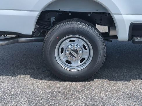 New 2026 Ford F250 XL AWD/4WD image 14