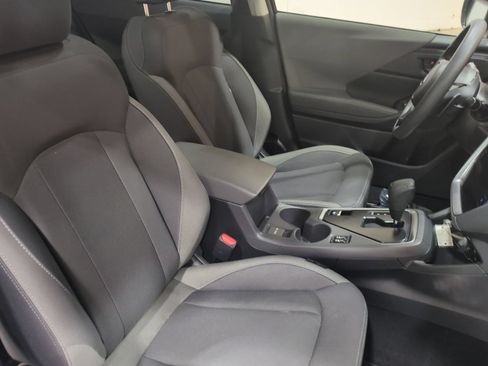 Certified 2025 Subaru Crosstrek 2.5i Premium AWD/4WD image 10
