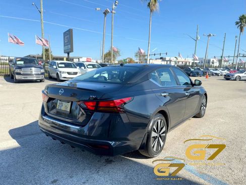Used 2021 Nissan Altima 2.5 SV FWD image 8