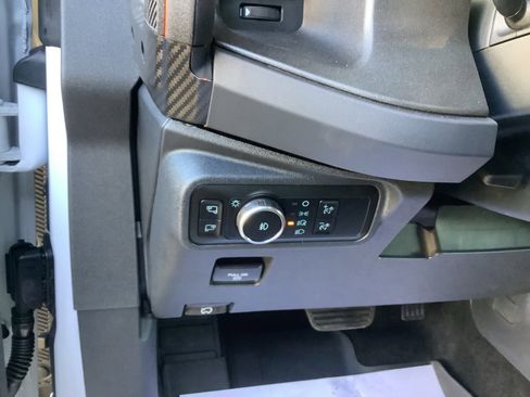 New 2025 Ford Bronco Raptor image 13