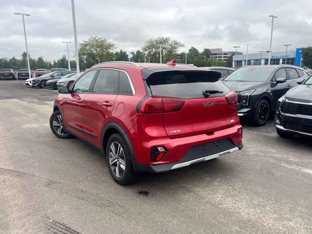 Certified 2022 Kia Niro EX Premium FWD image 6