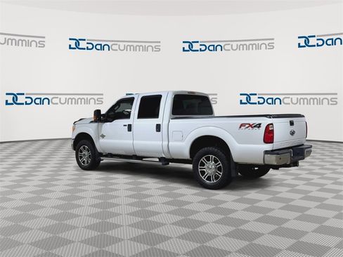Used 2015 Ford F250 XLT w/ XLT Premium Package image 6