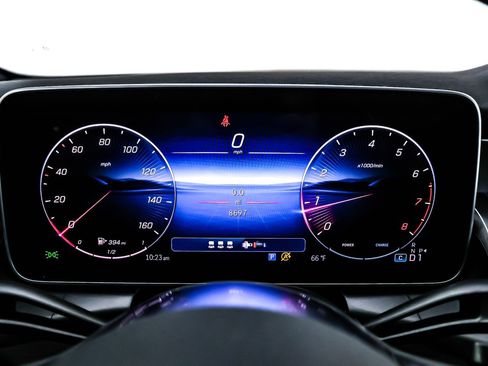 Certified 2025 Mercedes-Benz GLC 300 image 21