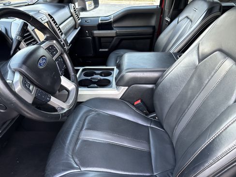 Used 2020 Ford F250 Platinum w/ Tremor Off-Road Package image 3