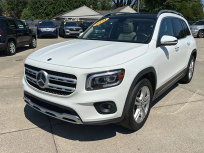 Used 2021 Mercedes-Benz GLB 250 4MATIC w/ Premium Package