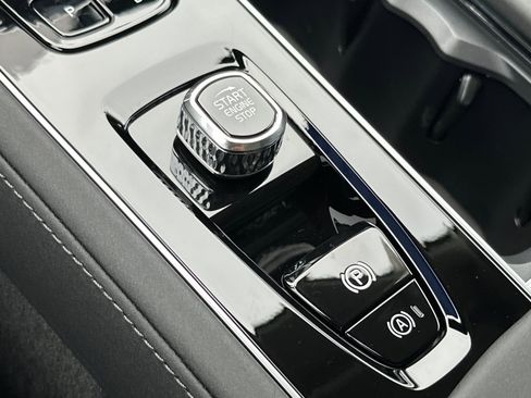 New 2026 Volvo XC90 B5 Plus w/ Protection Package image 22