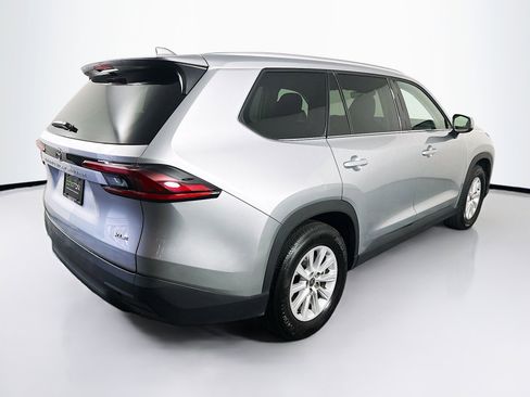Used 2025 Toyota Grand Highlander FWD image 9