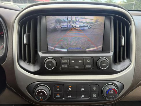 Used 2015 GMC Canyon SLT RWD image 11