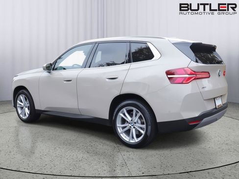 Used 2025 BMW X3 xDrive30i w/ Convenience Package image 5