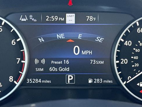 Used 2021 Nissan Murano Platinum w/ Cargo Package image 11