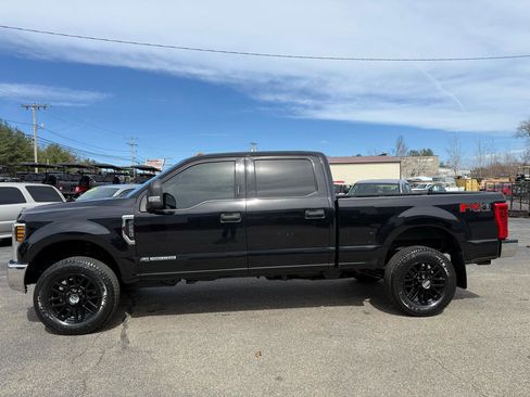 Used 2019 Ford F250 XLT w/ XLT Value Package AWD/4WD image 8