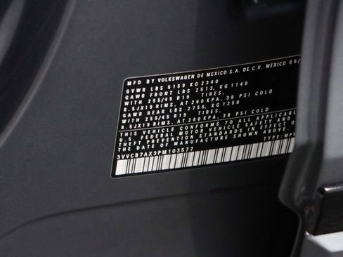 Used 2023 Volkswagen Tiguan SE R-Line FWD image 34