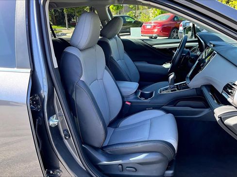 Used 2022 Subaru Outback Limited image 8