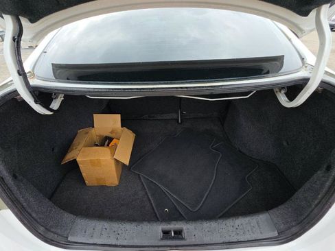 Used 2015 Nissan Sentra SV FWD image 17