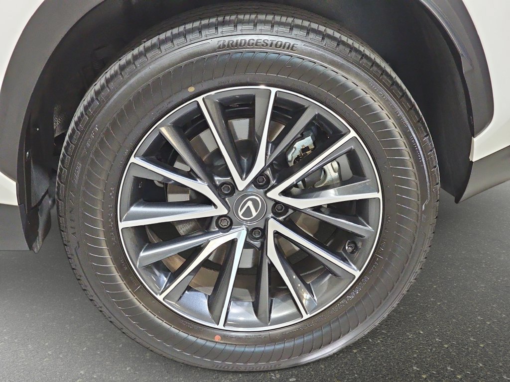 Certified 2025 Lexus NX 350 AWD w/ Premium Package image 32