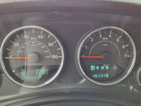 Used 2013 Jeep Wrangler Unlimited Sahara w/ Connectivity Group AWD/4WD image 17