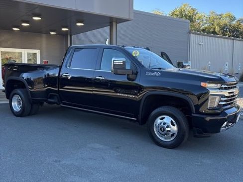 Used 2021 Chevrolet Silverado 3500 High Country w/ Snow Plow Prep/Camper Package image 7