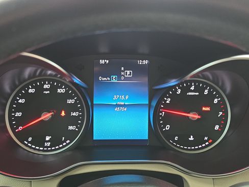 Certified 2021 Mercedes-Benz GLC 300 w/ Premium Package image 19