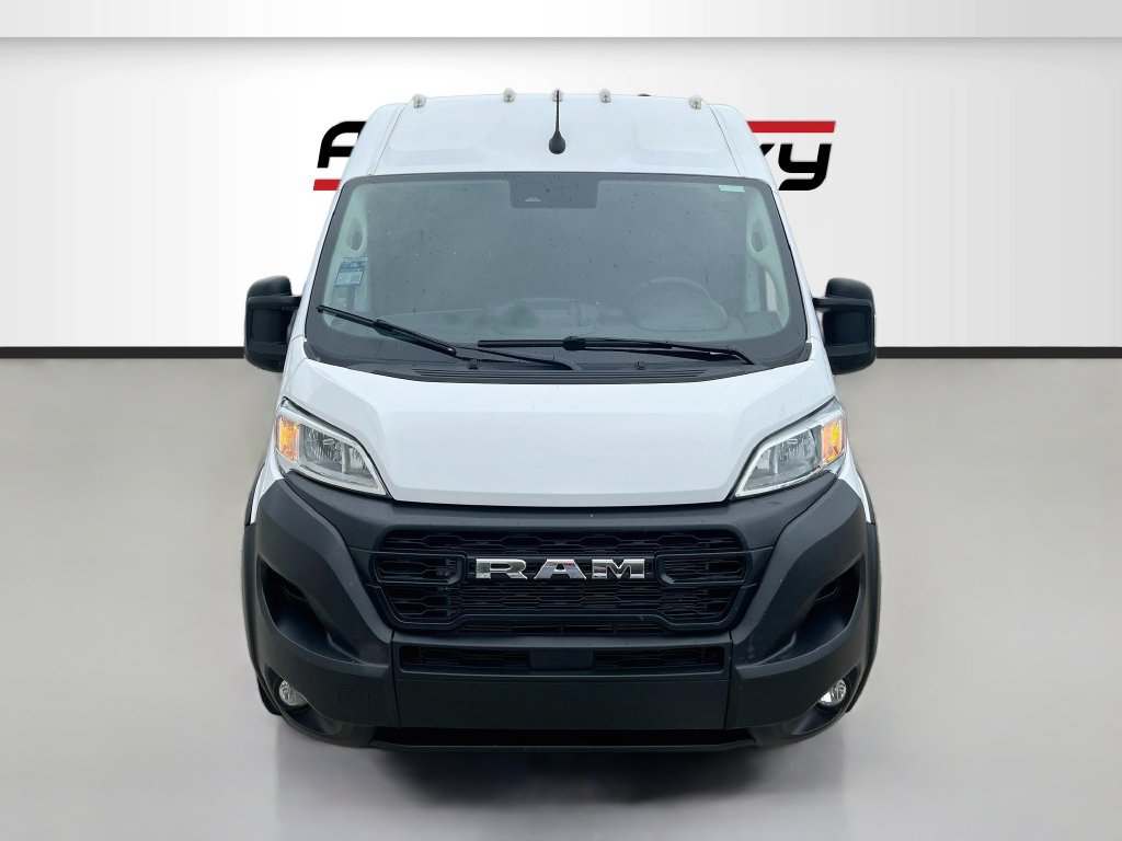 Used 2025 RAM ProMaster 2500 w/ Convenience Group FWD image 2