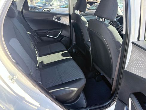 Used 2022 Kia Soul LX w/ Technology Package FWD image 16