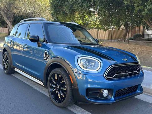 Used 2018 MINI Cooper Countryman S image 2