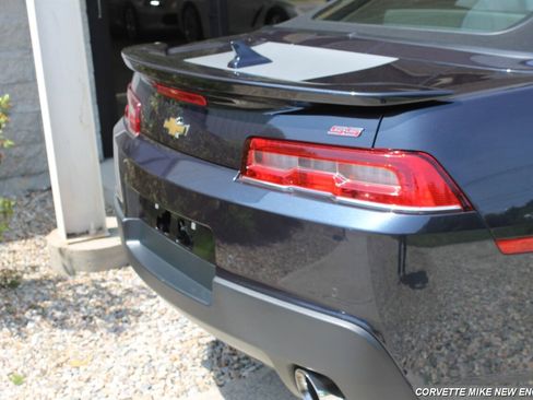 Used 2014 Chevrolet Camaro SS w/ RS Package RWD image 17