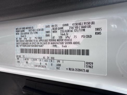 Used 2025 Ford Transit 250 148 High Roof Extended RWD image 46
